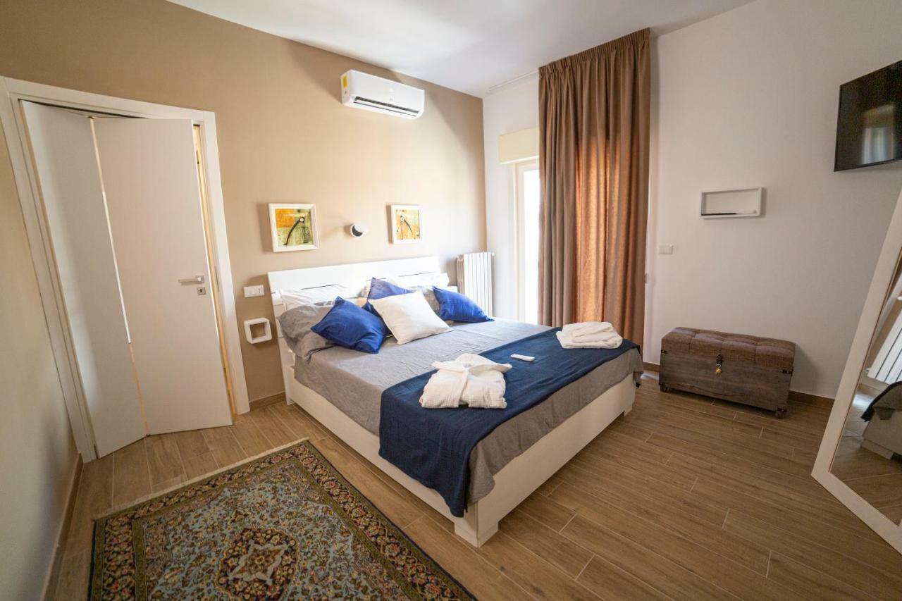 Appartement Chez Moi à Foggia Extérieur photo