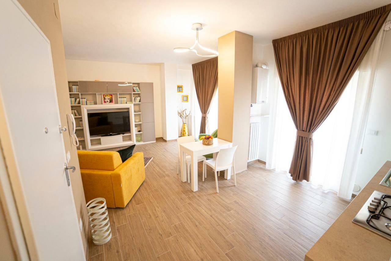 Appartement Chez Moi à Foggia Extérieur photo